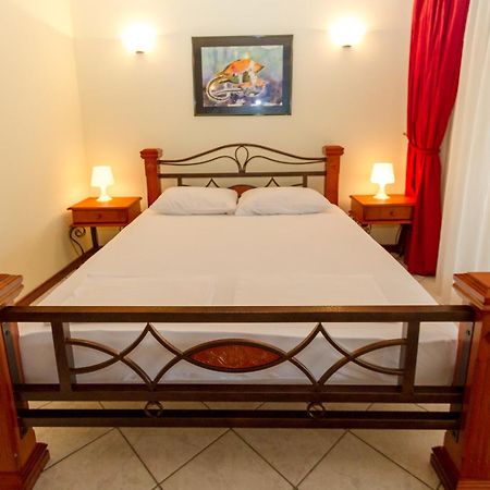 Milan'S Apartments Свети-Стефан Номер фото