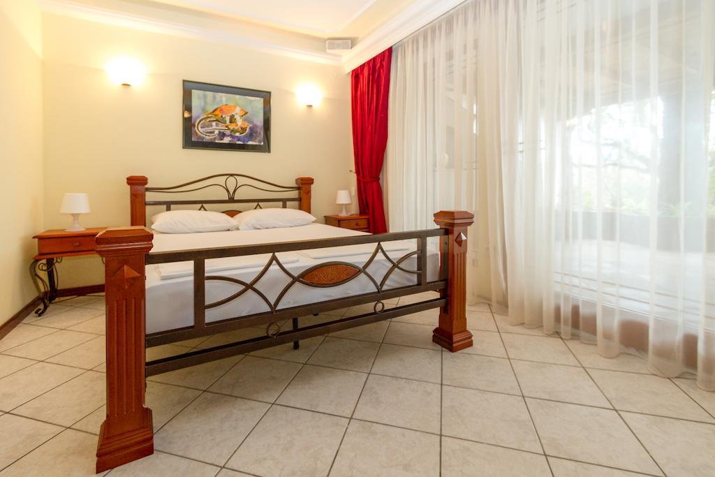 Milan'S Apartments Свети-Стефан Номер фото
